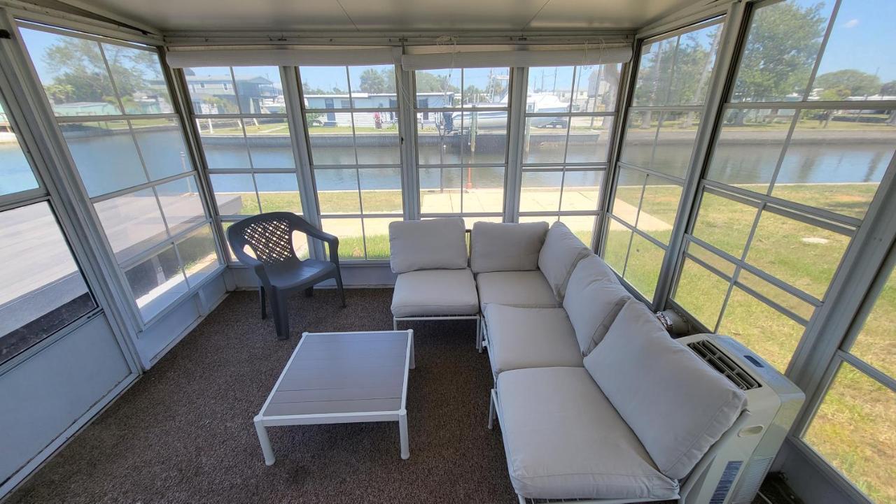 Villa Hudson Water Front House Esterno foto